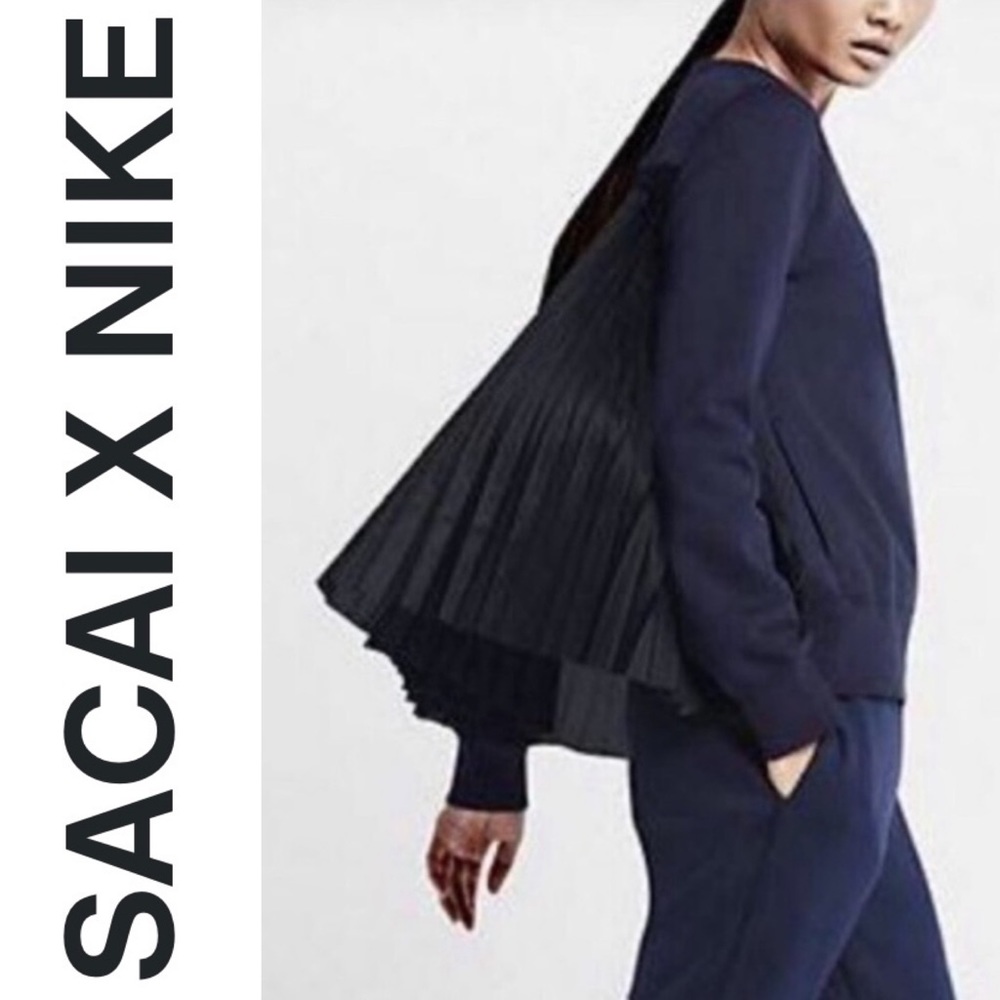 NIKELAB X SACAI collab TECH FLEECE PLEATED BACK
